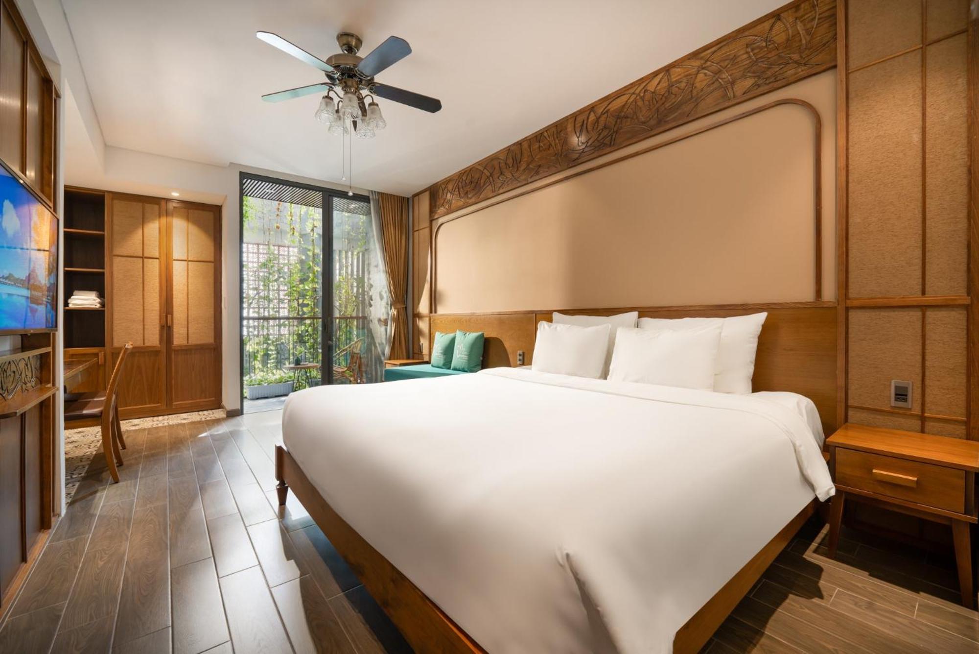 Khách sạn Vernalhome Boutique *